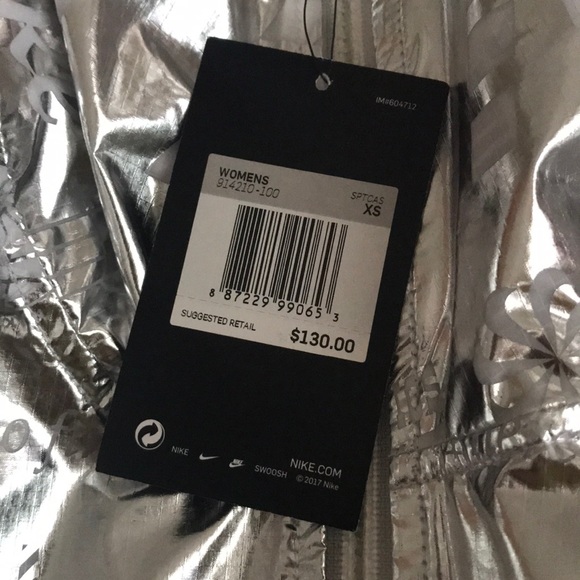 NWT Nike Sportswear Metallic Jacket WMNS - Picture 8 of 8